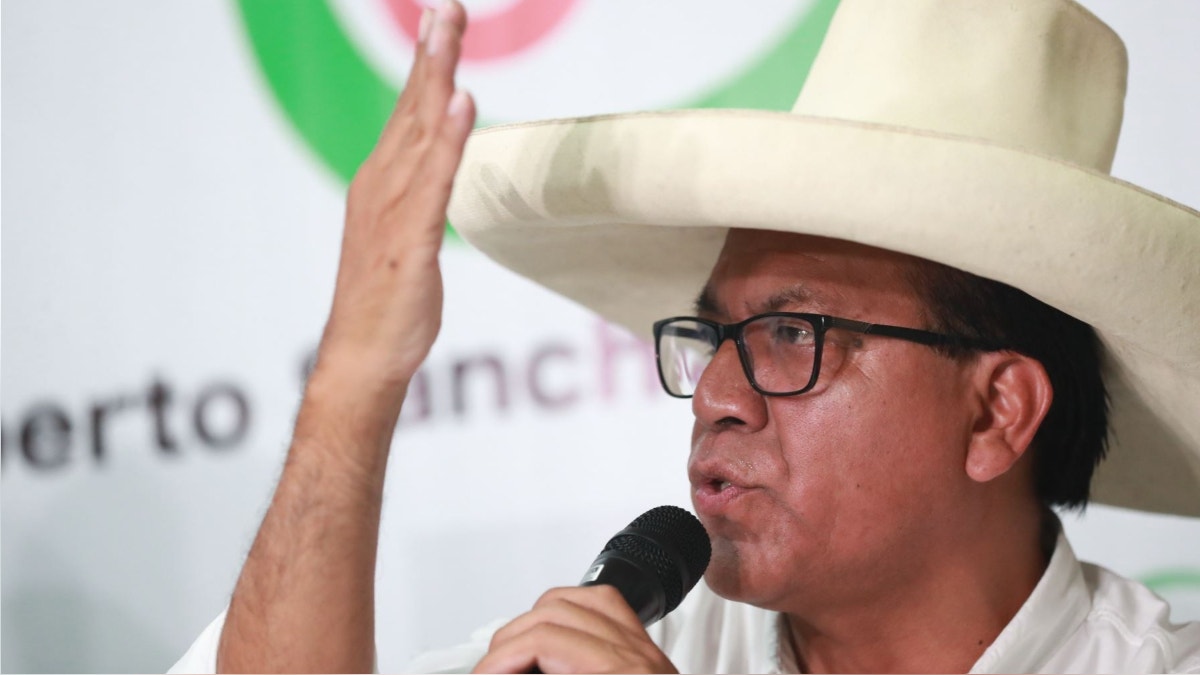 Fiscalía pide 5 años y 4 meses de prisión para Roberto Sánchez
